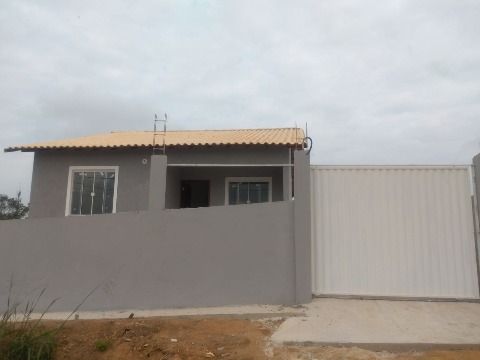 JB3523 - Oportunidade de casa com terreno de 466m² em Maricá;