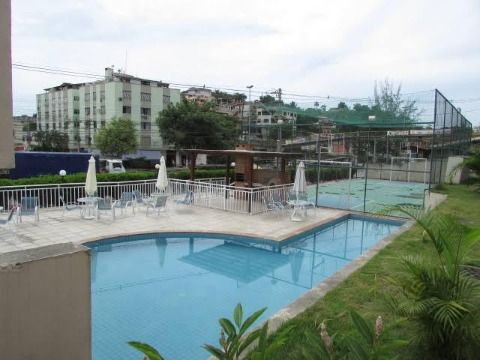 SG15 - Excelente apartamento em condomínio em São Gonçalo;