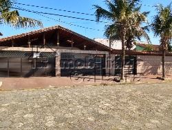 Linda casa no Bairro Maracanã- Praia Grande