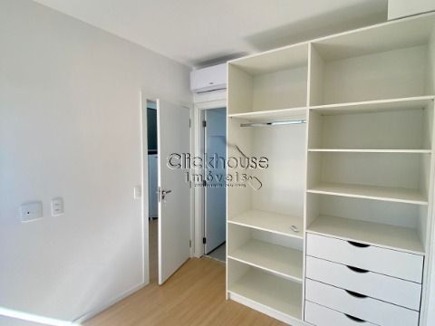 Apartamento com 1 Quarto e 1 banheiro para Alugar, 30 m² por R$ 3.400/Mês