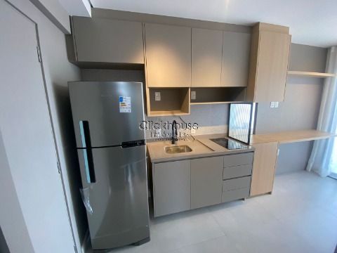 Apartamento com 1 Quarto e 1 banheiro para Alugar, 30 m² por R$ 3.385/Mês
