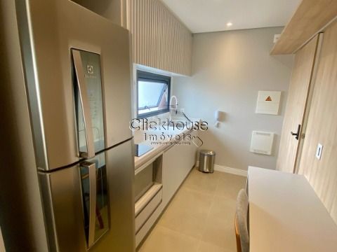 Apartamento com 1 Quarto e 1 banheiro para Alugar, 27 m² por R$ 3.200/Mês