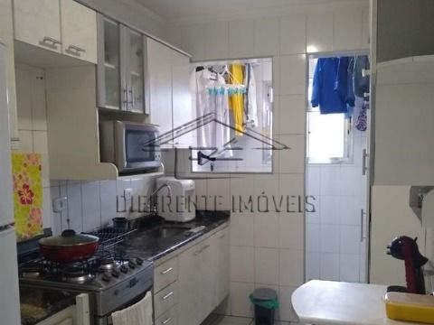 APARTAMENTO 2 DORMITÓRIOS - 1 VAGA - 56m² NA VILA CARMOSINA !!