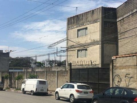 OPORTUNIDADE GALPÃO EM GUARULHOS, A VENDA 2.300m².