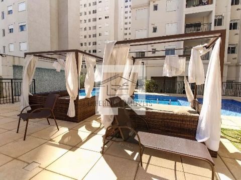 Apartamento reformado com 2 dorm, 1 suíte. no Brás 