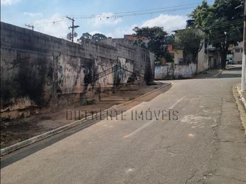 Terreno com 965m2 na Vila Curuça