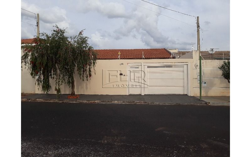 Casa em Jardim São Francisco - Araraquara