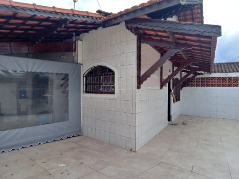 CASA - 1 DORMITÓRIO - PRÓXIMO À PRAIA - MIRIM - PRAIA GRANDE SP