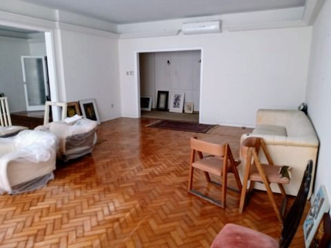 Apartamento à venda na Aires Saldanha com 3 quartos