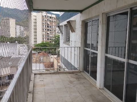 Apartamento à venda no Grajaú - 03 quartos