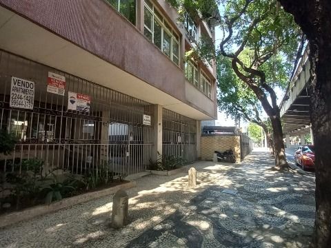 Apartamento para alugar de  três quartos - Tijuca - Av. Paulo de Frontin 