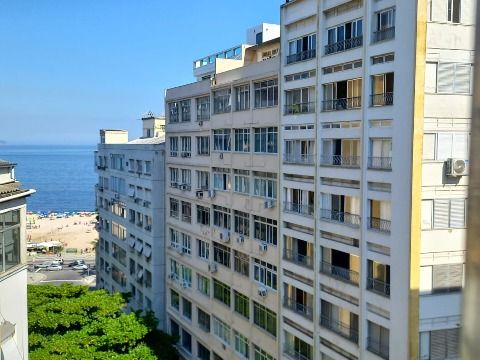 Apartamento à venda em Copacabana 02 quartos