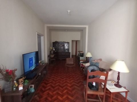 Apartamento à venda em Copacabana 02 quartos