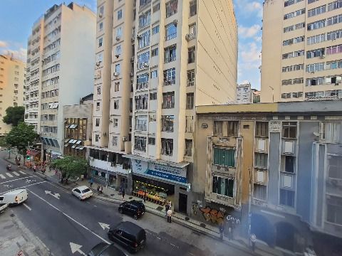 OPORTUNIDADE KITNET PARA ALUGAR NA RUA RIACHUELO 244 / 301 - CENTRO. 