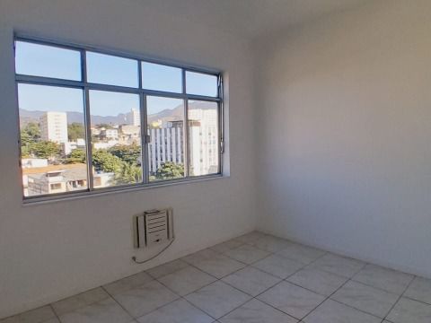 EXELENTE APARTAMENTO DE QUARTO, SALA, COZINHA E BANHEIRO NO CACHAMBI