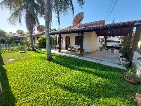 Ótima casa em condomínio para venda - Iguaba Grande - Rj.