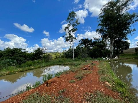 Chácara no Recreio Paraiso 