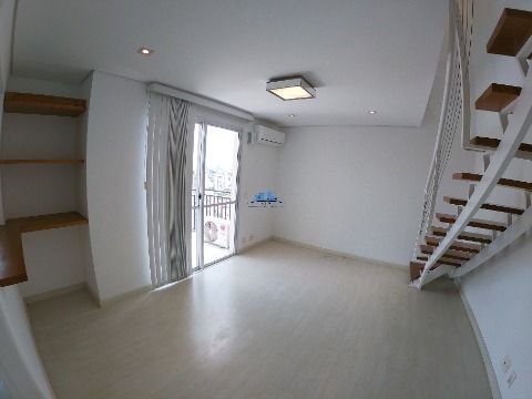Duplex para  venda no bairro de Pinheiros, 57m² , 1 dormitório, 1 vaga.