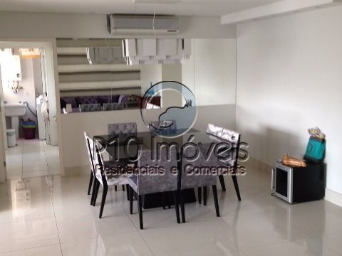 Apartamento 03 dormitorios  e 03 vagas no Morumbi