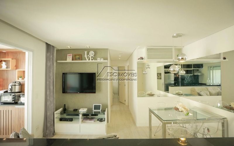 Apartamento 02 quartos 01 suite 01 vaga 56m2 no Morumbi