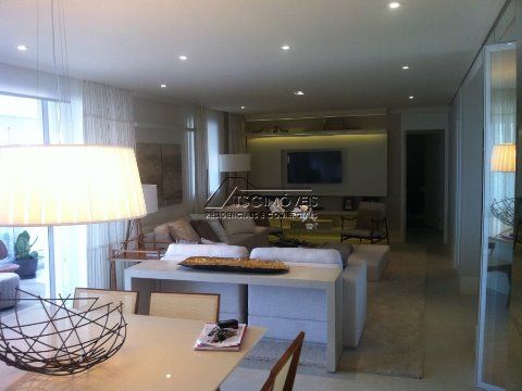 Apartamento de 03 dormitorios suites 03 vagas 177m2 no Paulistano Morumbi