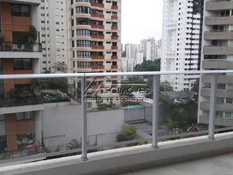 Apartamento 01 dormitorio 01 vaga 47m2 no Morumbi