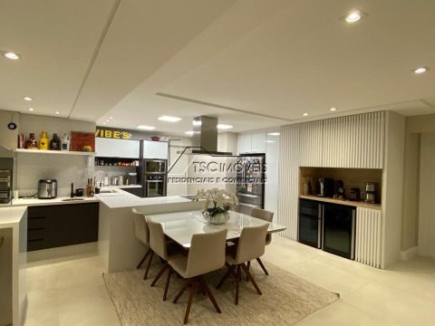 Apartamento 141m2 03 suítes 02 vagas no Paulistano Morumbi