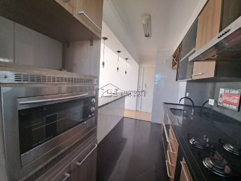 Apartamento no Urbanova em andar alto e vista para a Serra da Mantiqueira