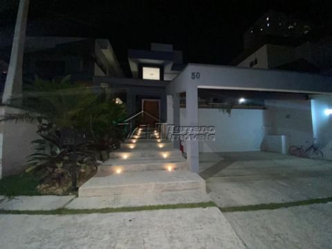 Casa em Condominio em Urbanova - São José dos Campos