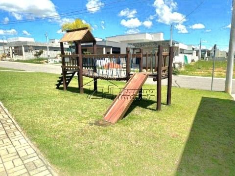 Casa à venda 3 dorms Condomínio na zona leste de São José dos Campos/SP