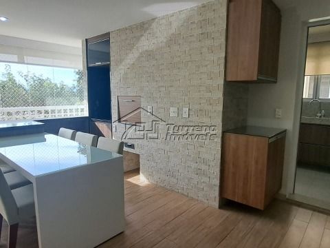 Apartamento semi mobiliado e com varanda gourmet no Jardim Aquarius