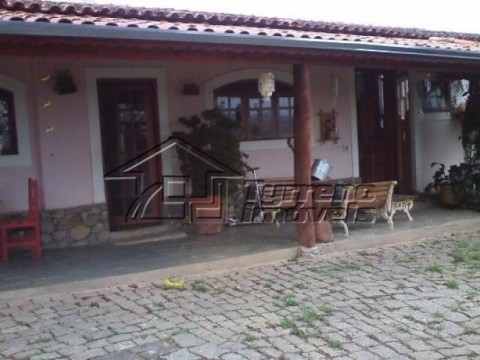 Casa com tranquilidade e conforto!