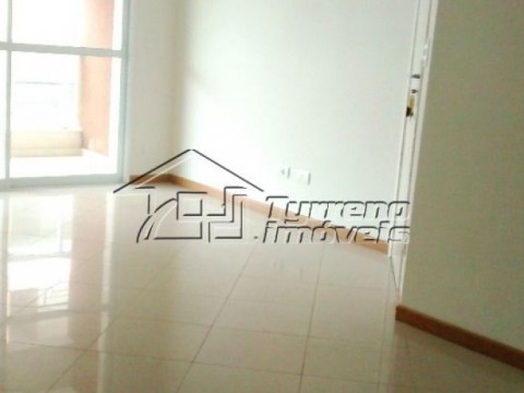 Apartamento 3 dormitórios, suíte, sacada, 2 vagas no Jardim Aquarius