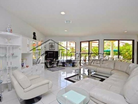 Casa em Condominio em Golden Beach - Miami