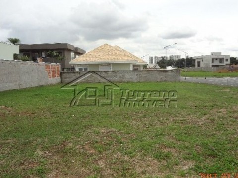 Terreno Plano em Condominio