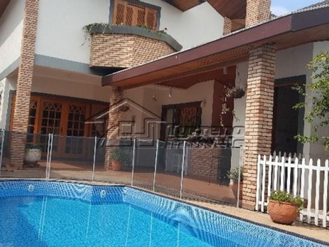 Casa Jd. Aquarius  4 dormts 4 vgs