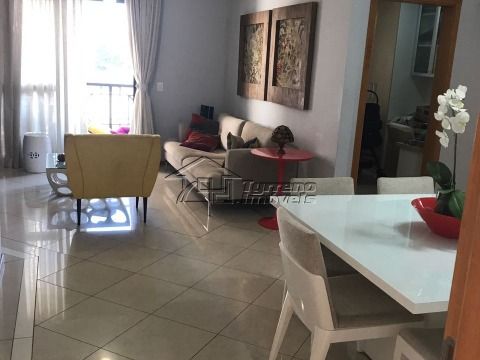 Apartamento 3 dormitórios, sacada e 2 vagas na Vila Betânia