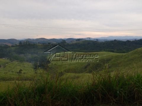 Excelente área com 40 alqueires em Jacareí