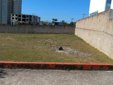 Terreno plano no Urbanova com 260m² 