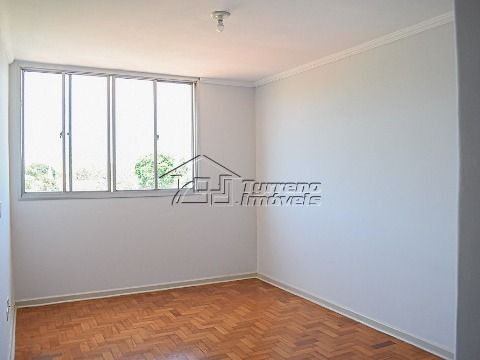 Ótimo apartamento na Vila Adyana