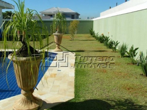 Casa em Condominio em Urbanova - São José dos Campos