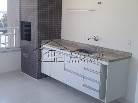 Apartamento em andar alto, sol da manhã na varanda gourmet, Jardim Aquarius 