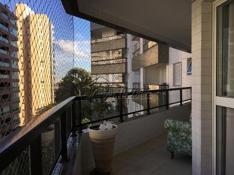 More na Vila Adyana, nesse lindo apartamento com ampla varanda!