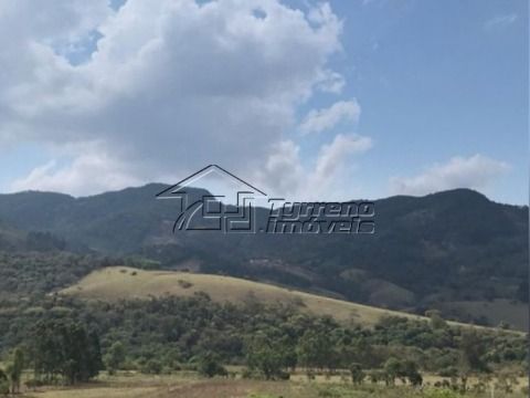 Terreno com linda vista em Gonçalves MG